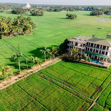 Serene Park Hotel By Ark Tissamaharama Ngoại thất bức ảnh