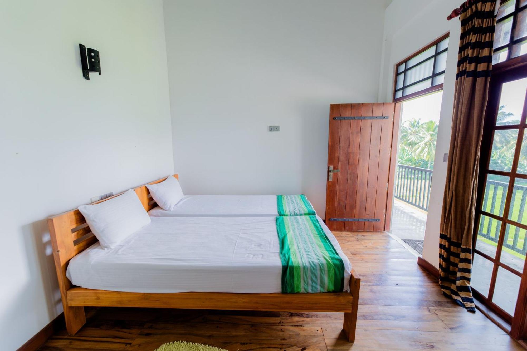 Serene Park Hotel By Ark Tissamaharama Ngoại thất bức ảnh