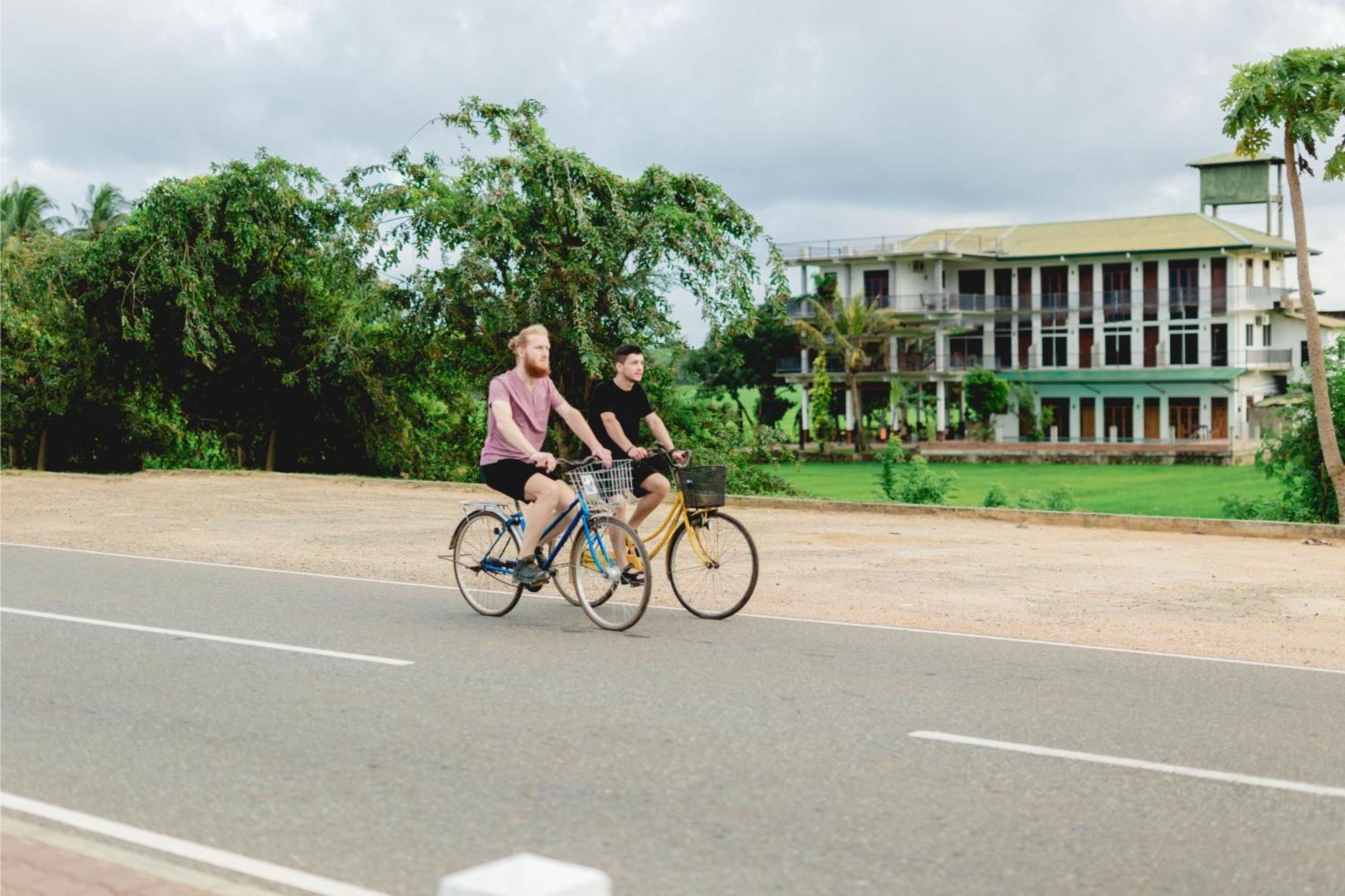 Serene Park Hotel By Ark Tissamaharama Ngoại thất bức ảnh