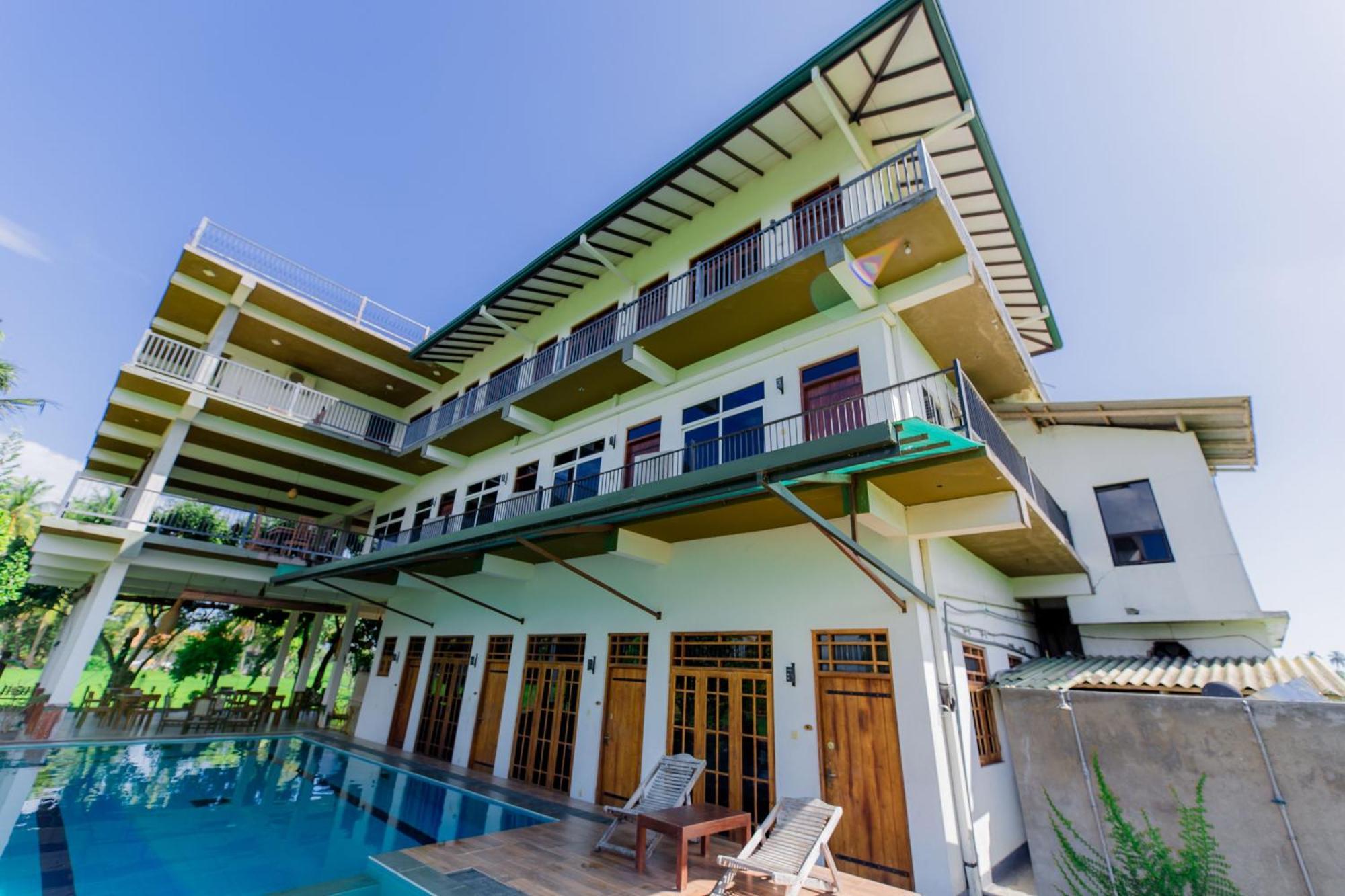 Serene Park Hotel By Ark Tissamaharama Ngoại thất bức ảnh